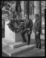 Violinist Fritz Kreisler and sculptor Arnold Foerster at the unveiling of Foerster's statue of Beethoven in Pershing Square, Los Angeles, 1932