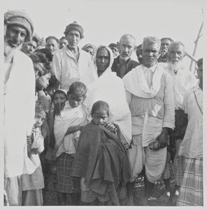 Nordindien, Assam. Nye kristne fra Parkijuli. Missionsarbejdet i Parkijuli blev startet af pastor Maguram Mosahary i 1941. Senere flyttede de norske missionærer Anne Helene og David Westborg hertil, og Parkijulimissionen blev grundlagt af Santalkirken/NELC. Familien var i Parkijuli fra 1951-68