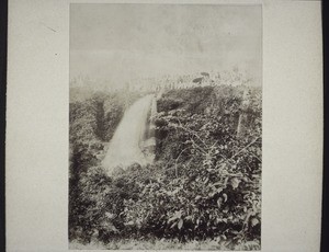 Wasserfall bei Parkala. Schüler der High school Udapi
