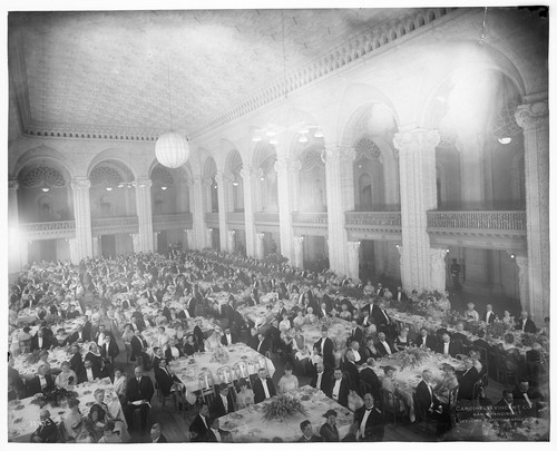 Banquet in California Building in honor of Vice President Marshall [Thomas R. Marshall.]