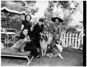 Pet owner group, 1951