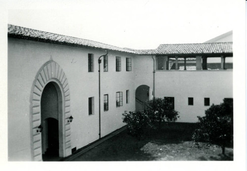 Clark Hall courtyard, Pomona College