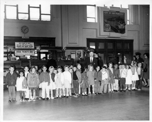 Los Cerritos School class visit to Southern Pacific Railroad Station, South San Francisco