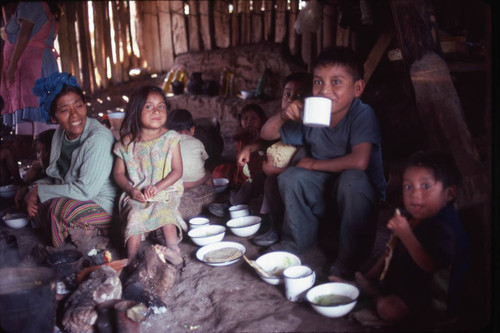 Guatemalan refugees eat tortillas, Cuauhtémoc, 1983