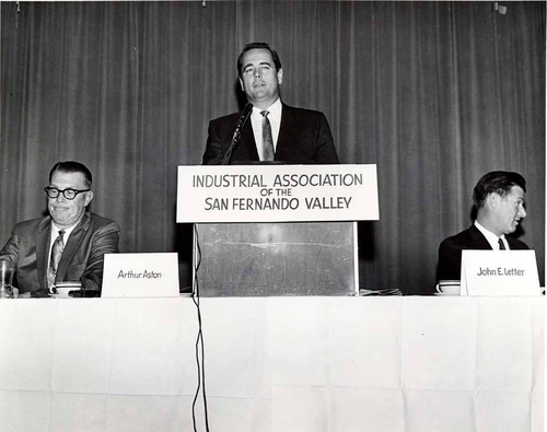 Lieutenant Governor Ed Reinecke at the twentieth anniversary celebration of the Industrial Association of the San Fernando Valley, 1969