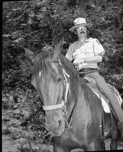 NPS Individuals, Ranger Paul Fodor on horseback