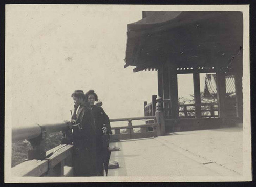 Two women at Kiyomizu-dera