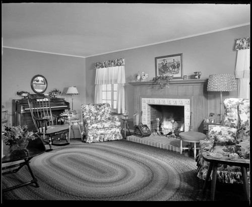 Poussette, Mr. and Mrs. Donald C., residence. Living room