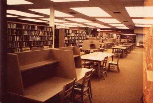 C Street library, reading room