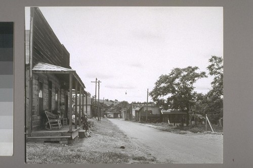 [Street scene.] Hornitos. 1940