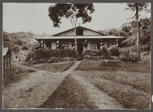 Missison house in Nkoaranga, Tanzania, ca.1905-1910