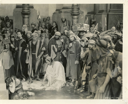 Christ saving the adulterous woman in "The King of Kings" (1927)