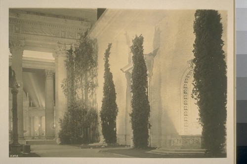 H372. [West facade, Palace of Manufactures (W.B. Faville, architect). Court of Universe in distance.]