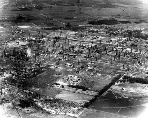 Huntington Beach oil field