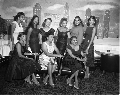 Women at diner, Los Angeles, 1958