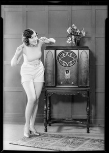 Patricia O'Grady and radio, Majestic Radio, Southern California, 1929