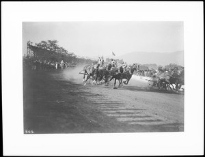Pasadena Tournament of Roses chariot race, 1911