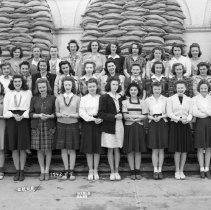 Grant U. H. S. 1942 Girls Glee