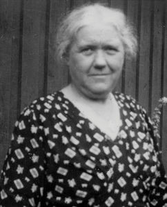 Nurse and deaconess, Klaudine (Dina) Nielsen, born Justesen (1884-1973). In 1916 married to Man