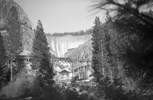 Bowman Lake dams, SV-210