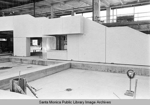 Construction of the new Main Library, 601 Santa Monica Blvd, Santa Monica, Calif., showing the courtyard and exterior staircase (Library built by Morley Construction. Architects, Moore Ruble Yudell.) November 17, 2004
