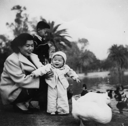 Japanese children and mother at Lincoln Park