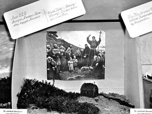 DMS Missionsudstillingen "Med Bud til Orienten" i Vejle, 3.-6. marts 1949. Stand 6 – Den historiske afdeling: "Evangeliet kommer til Danmark i år 826."