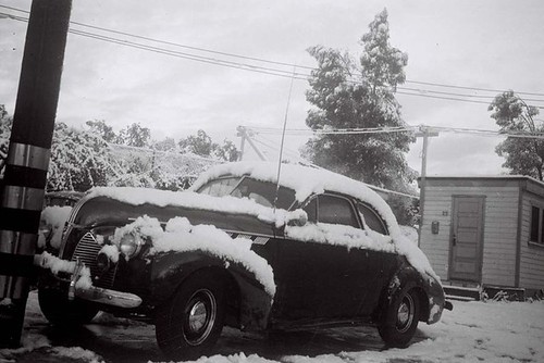 Snow on 1940s Car, at Top of Grevelia