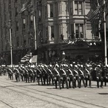 1904 Knights Templar 29th Triennial Conclave , San Francisco: Marching West on Market Street
