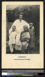 Family in front of house, Foumban, Cameroon, ca.1920-1940