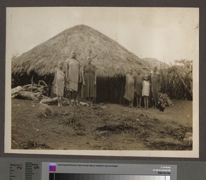 Kikuyu Native Hut, Kikuyu, Kenya, August 1926