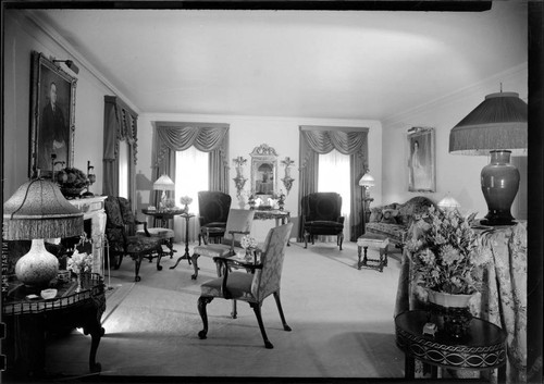 Levy, Mr. and Mrs. Alexander, residence. Living room