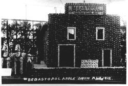 Gravenstein Apple Show display of the Sebastopol Apple Grovers Union packinghouse No. 1, 1912