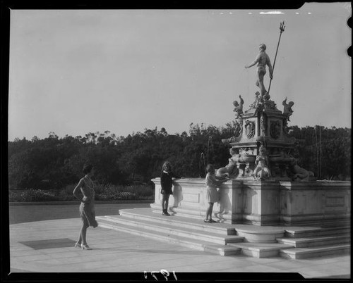 Fountain, Malaga Cove Plaza, Palos Verdes Estates, 1929