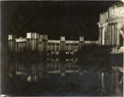[Palace of Fine Arts and Colonnades at night]