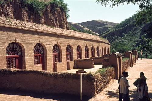 Former Cave Residences of Top CCP Leaders in Yan'an