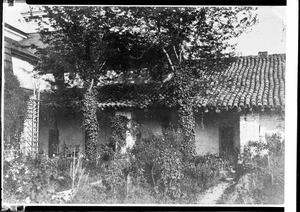 Inner garden at Mission San Juan Bautista, ca.1900