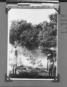 Missionary Meyer-Kunick crossing Mbaka River in a dug-out canoe, Nyasa, Tanzania, 1897