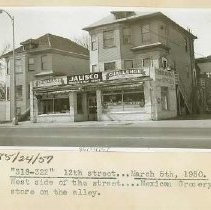 Visible are buildings at 318-322 12th St., two residences and the Jalisco Mexican Grocery