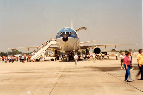 Visitors to the annual Van Nuys Airport Aviation Expo, 1988