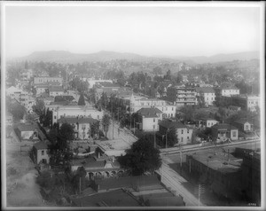 Panoramic view of Los Angeles, from the court house (corner of Broadway and Temple Street), ca.1904-1905