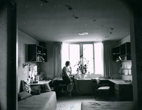Student in a dorm room, Pitzer College