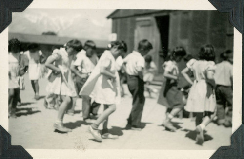 Physical education period, shoemaker's dance