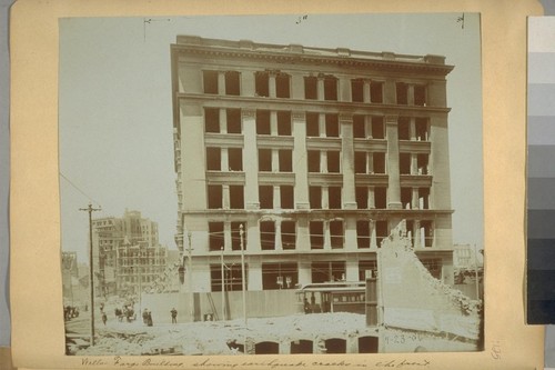 Wells Fargo Building, showing earthquake cracks in the front
