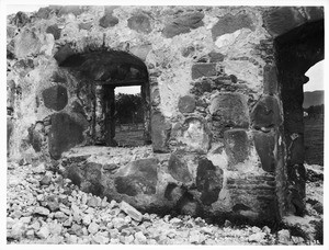 Ruins showing doorways and windows of Mission Santa Margarita, ca.1906