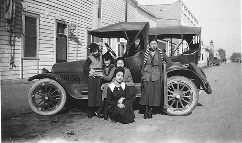 Daisy Joe Fung, Ruby Joe Chan, Tulare, Calif., 1918