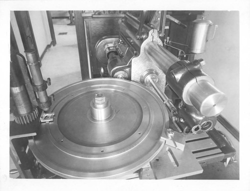 Ruling engine 'A' at Mount Wilson Observatory's Pasadena optical laboratory