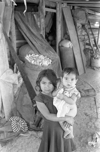 Children in a refugee camp, Department of Morazán, 1983