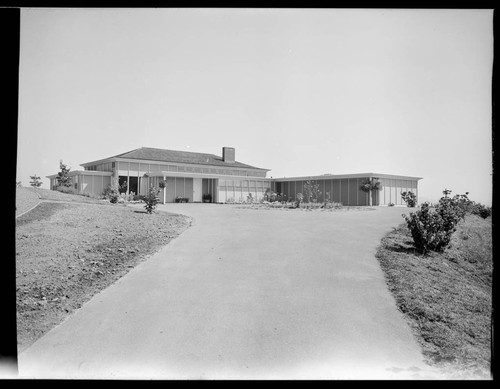 Shaw, Lawrence, residence. Driveway and Exterior