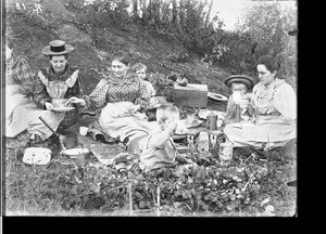 Swiss missionaries on a picnic, Mhinga, South Africa, 1901